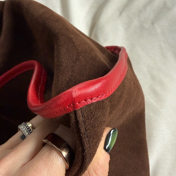 Parker Thatch Framed Mimi Suede Espresso with Red - Picture 9 of 11